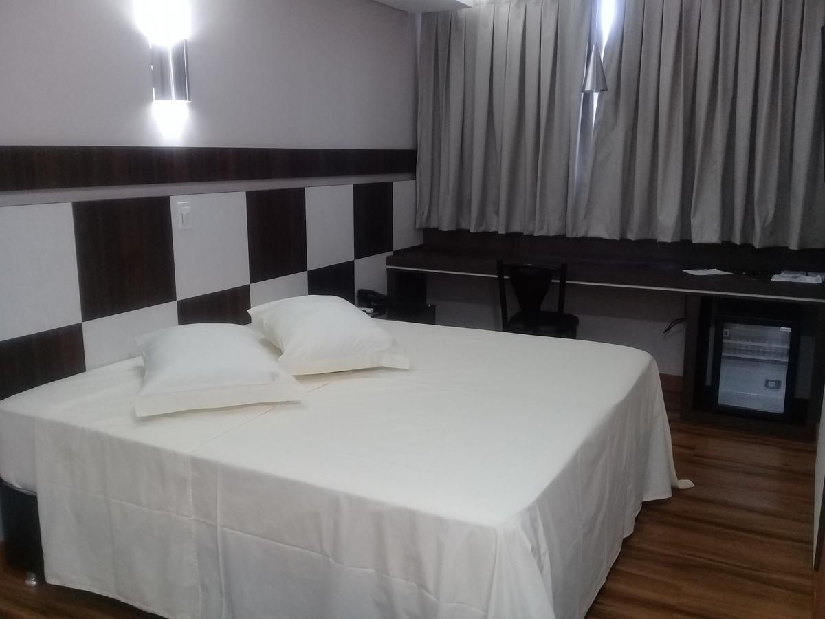 Hotel Maestro Villa Do Lago Toledo Экстерьер фото