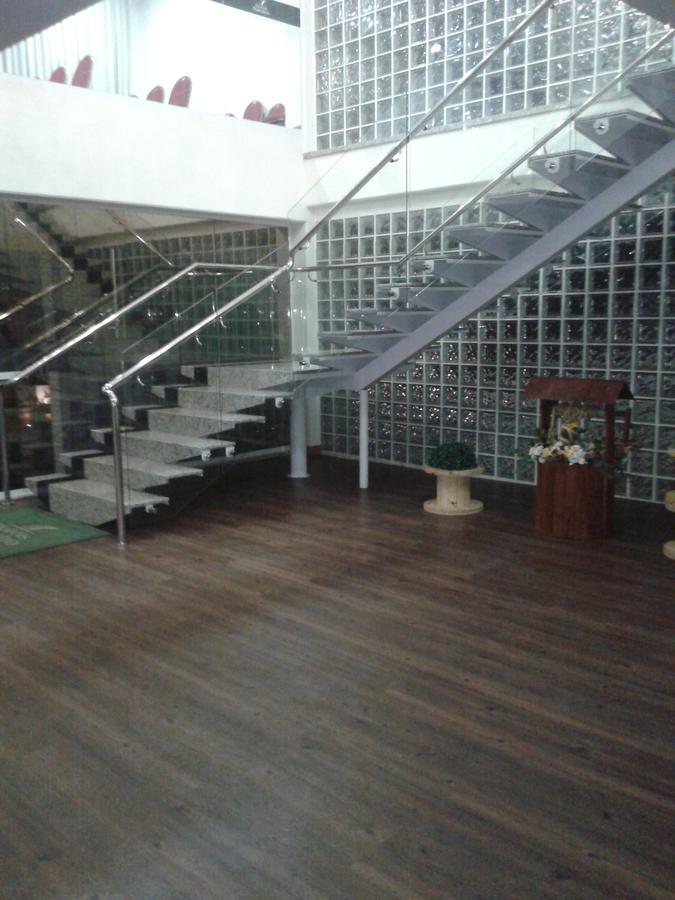Hotel Maestro Villa Do Lago Toledo Экстерьер фото